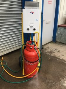 Mobile LPG hot water system